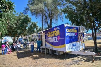 Castramóvel atenderá no Centro Cultural Glauber Rocha com início do sistema de microchipagem para animais