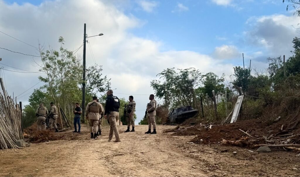 Quatro homens são presos e adolescente é apreendido durante Operação Dominus em Jequié