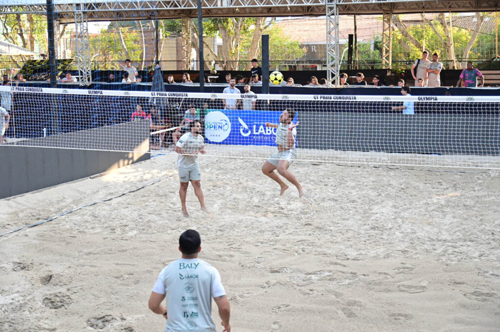 Open Conquista de Futevôlei reúne mais de 300 atletas de todo o país