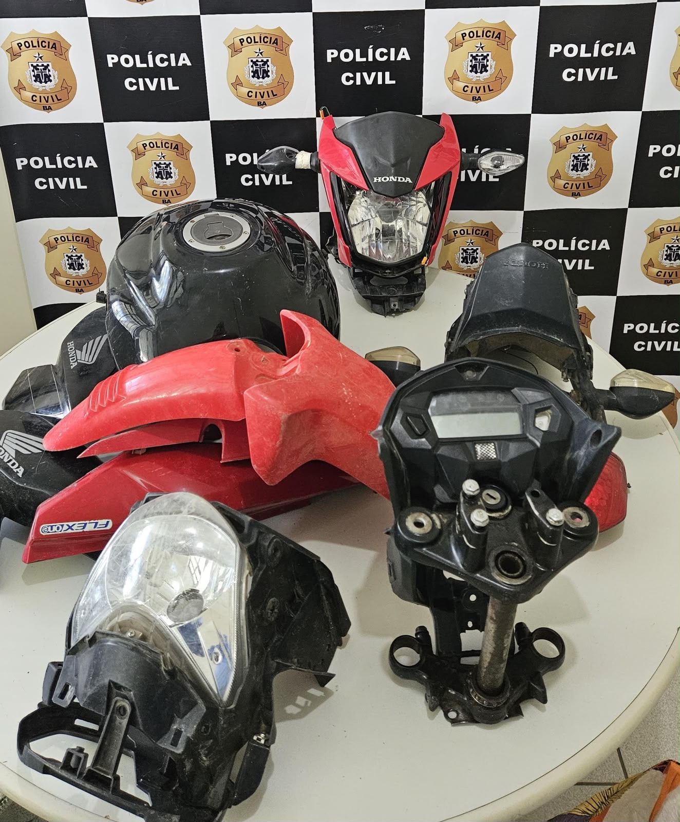 Homem é preso em flagrante por receptação de peças de motocicleta em Vitória da Conquista